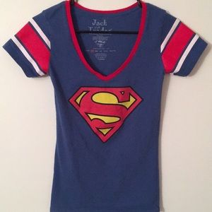 SUPERMAN V-NECK!